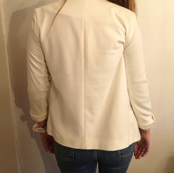 White blazer - Picture 2 of 3